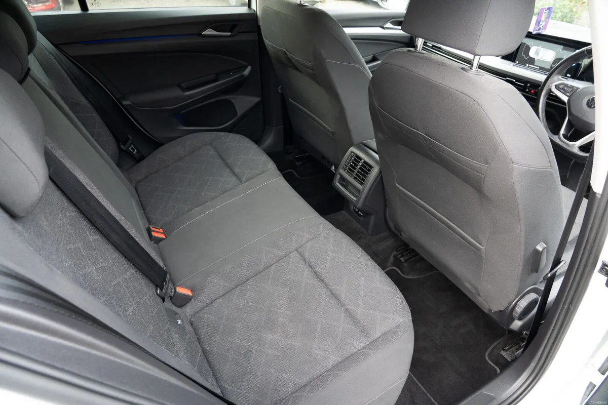 2021 Volkswagen Golf Petrol Manual 1.0 - Image 4