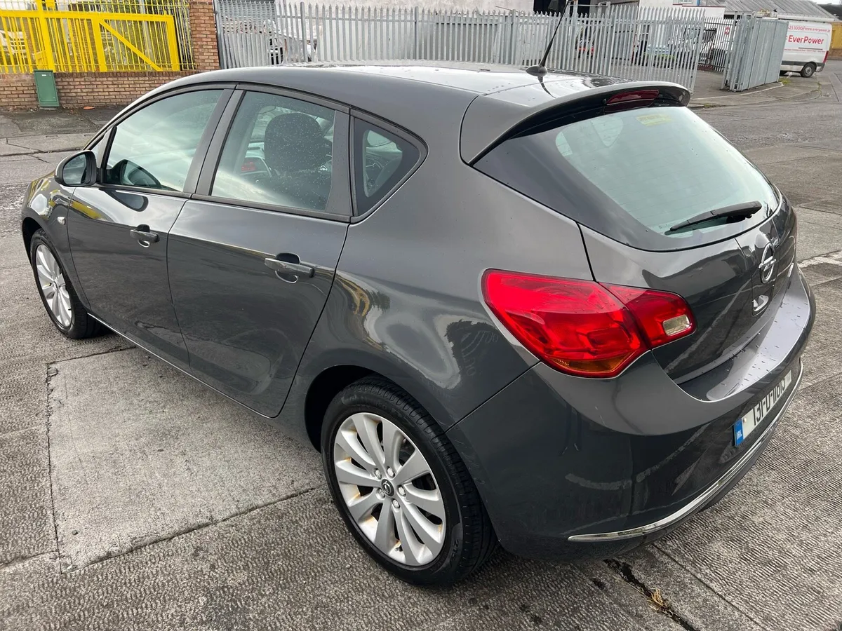 2013 Opel Astra 1.4 NEW NCT FULL MAIN DEALER HIS - Image 4