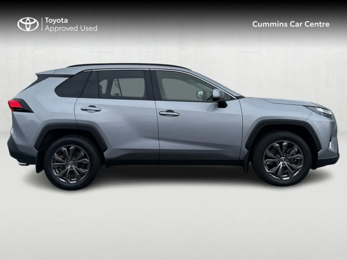 Toyota RAV4 AWD Platinum RAV4 Panroof - Image 3