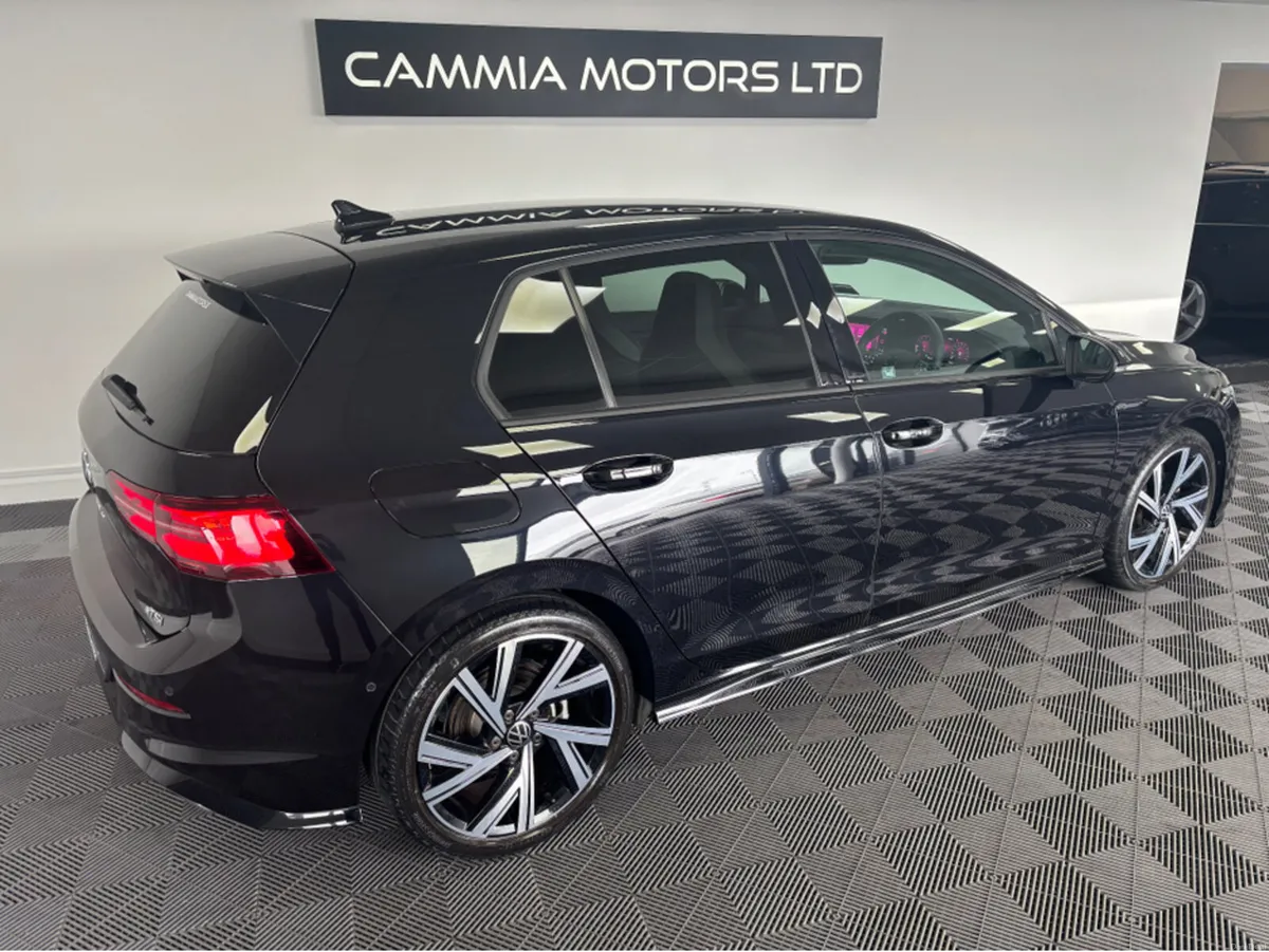 Volkswagen Golf *VOLKSWAGEN GOLF MK8* *R-LINE* *DI - Image 4