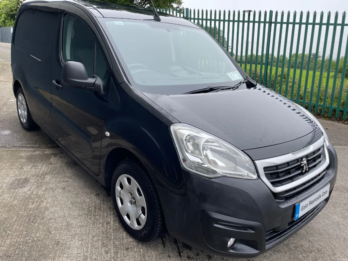 Peugeot Partner PROFESSIONAL 1.6 BLUE HDI NEW DOE! - Image 2
