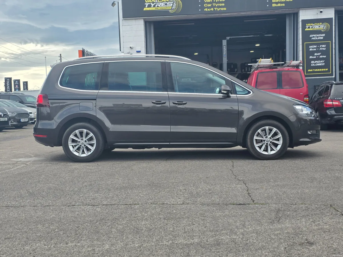 Volkswagen Sharan 2.0TDI 150BHP DSG - Image 2