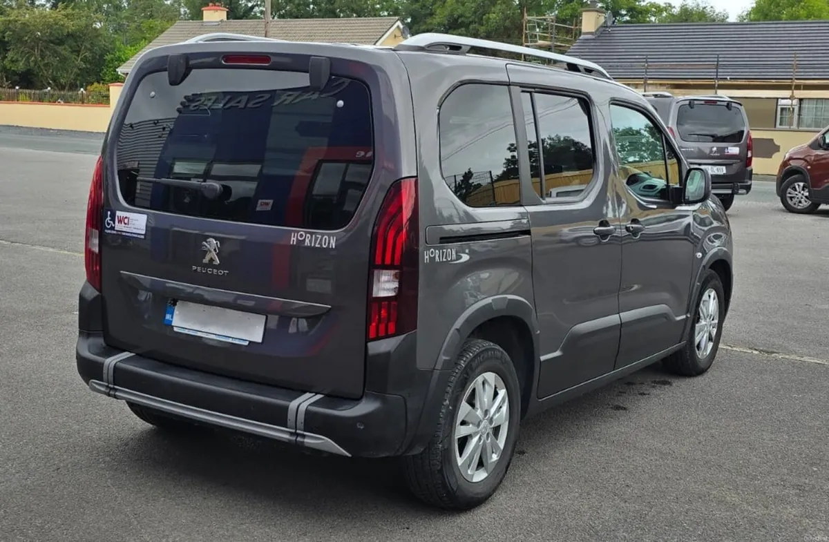 Wheelchair Accessible 2022 Peugeot Rifter - Image 6