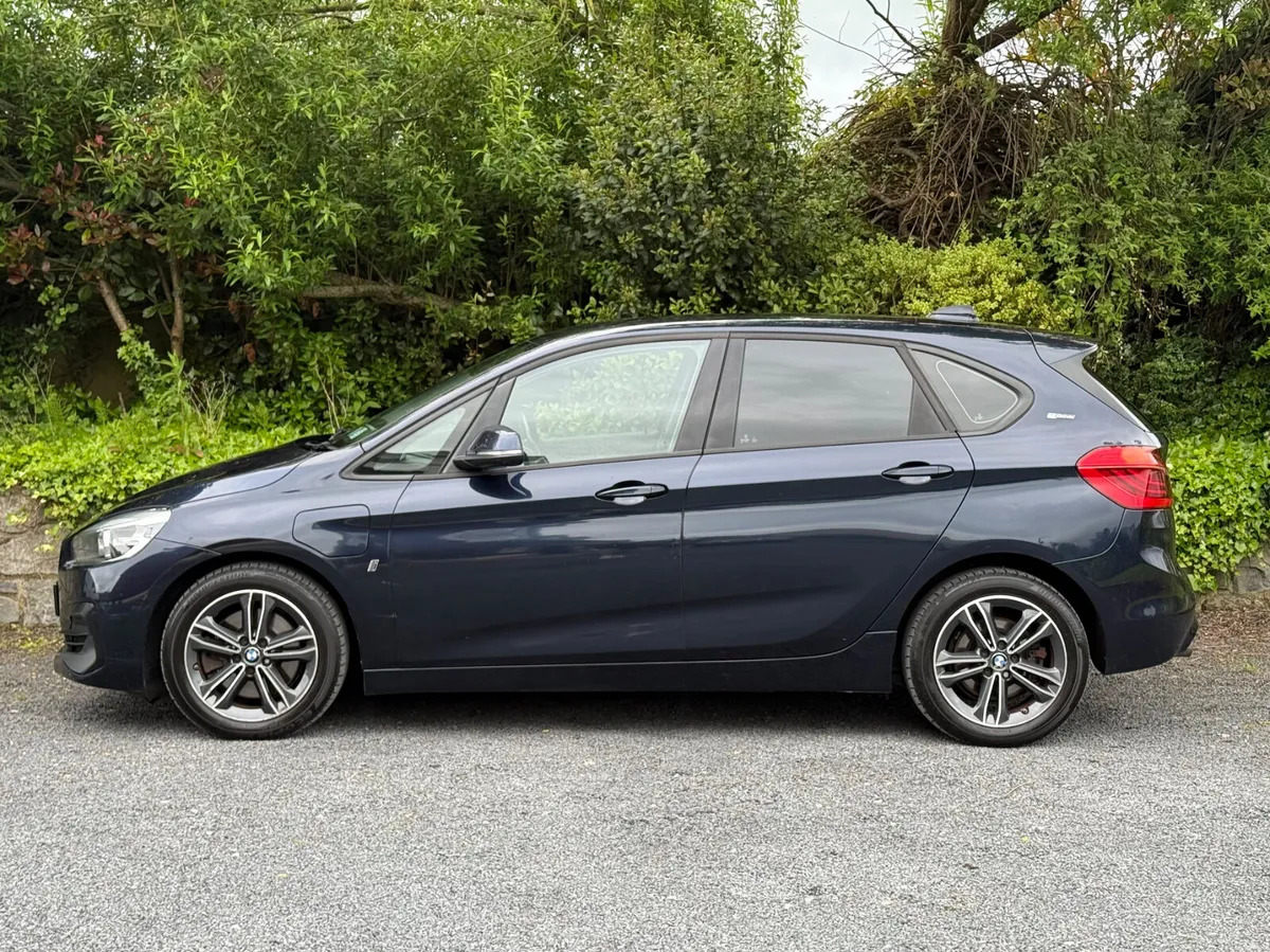 BMW 2-Series Sport (PHEV Auto) - Image 6