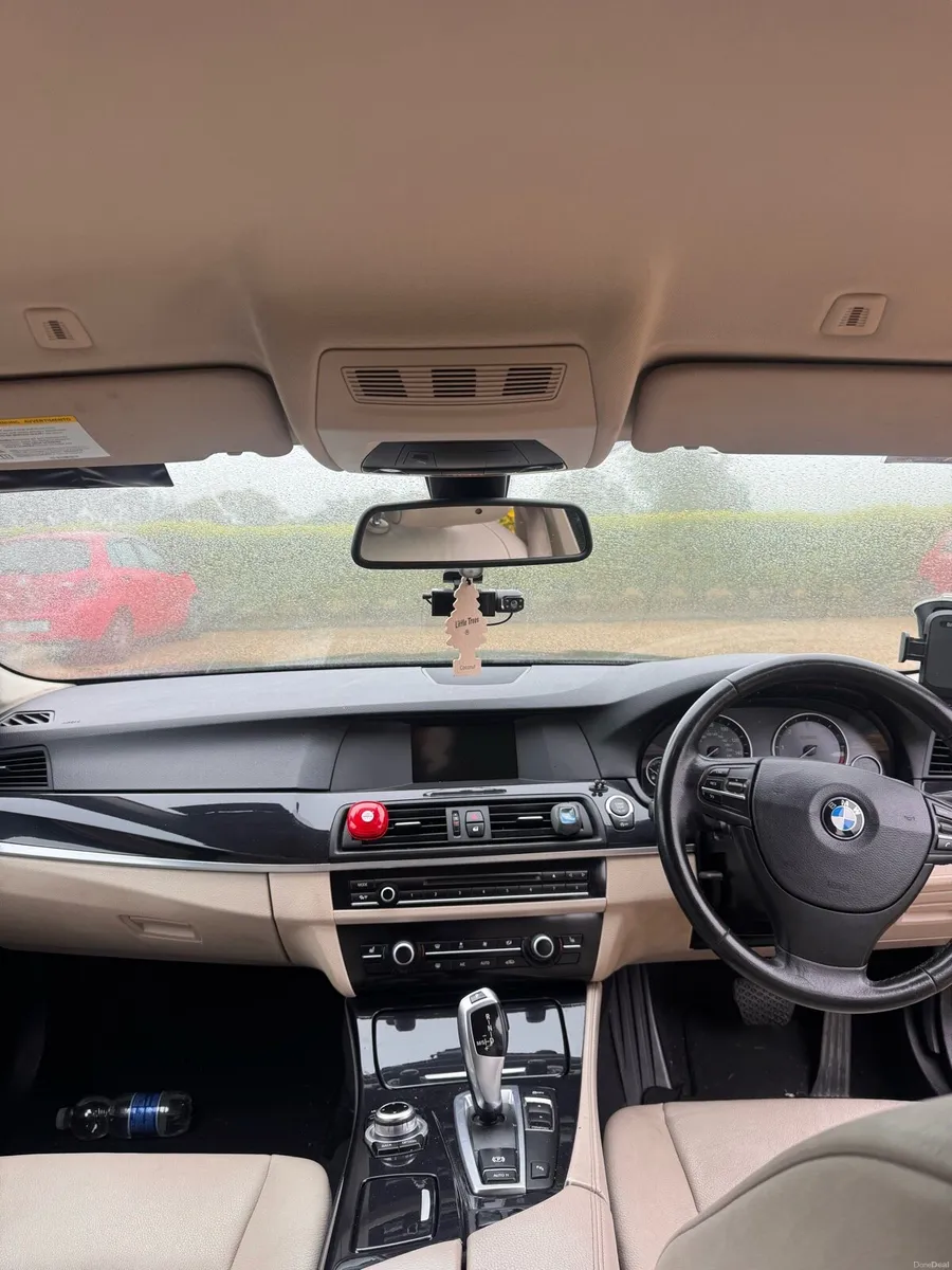 2013 BMW 5 Series 520d SE (Automatic) - Image 1