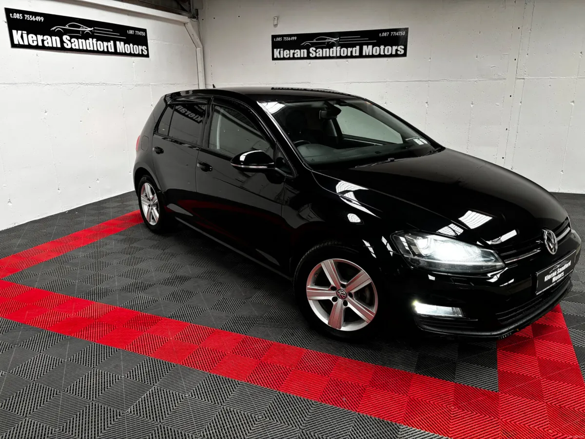 2015 Volkswagen Golf - AUTOMATIC - 84,000KM - - Image 1