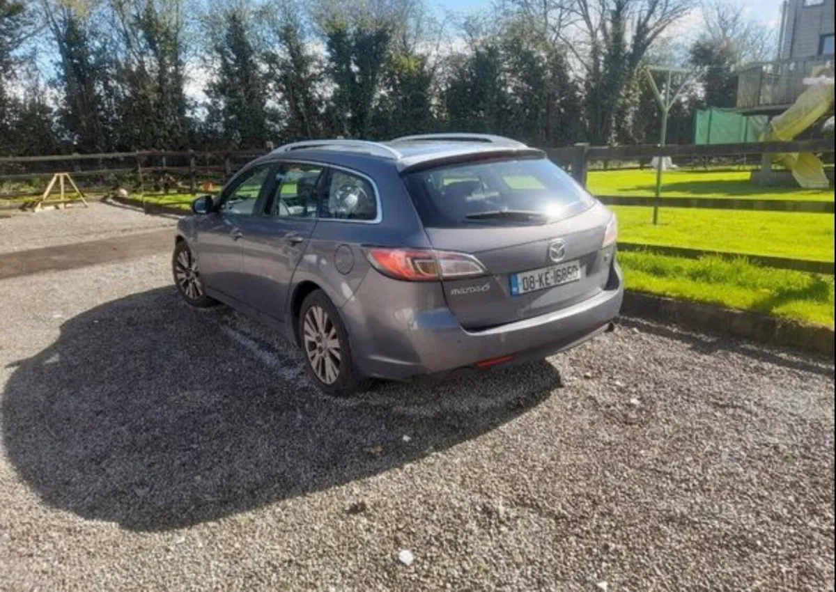 Car - Image 3