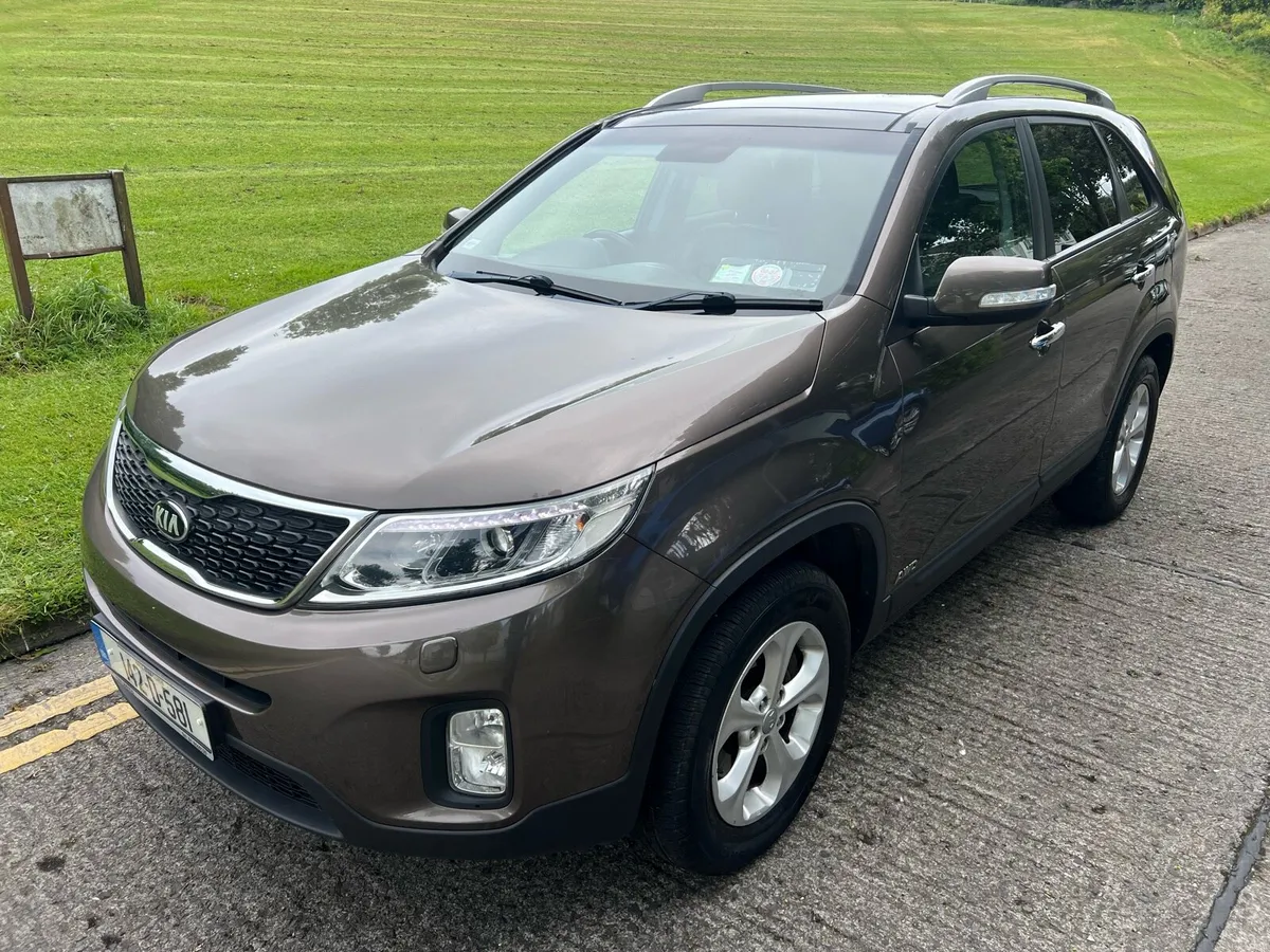Kia Sorento 2.2 Platinum AWD ONLY 126K KM - Image 3
