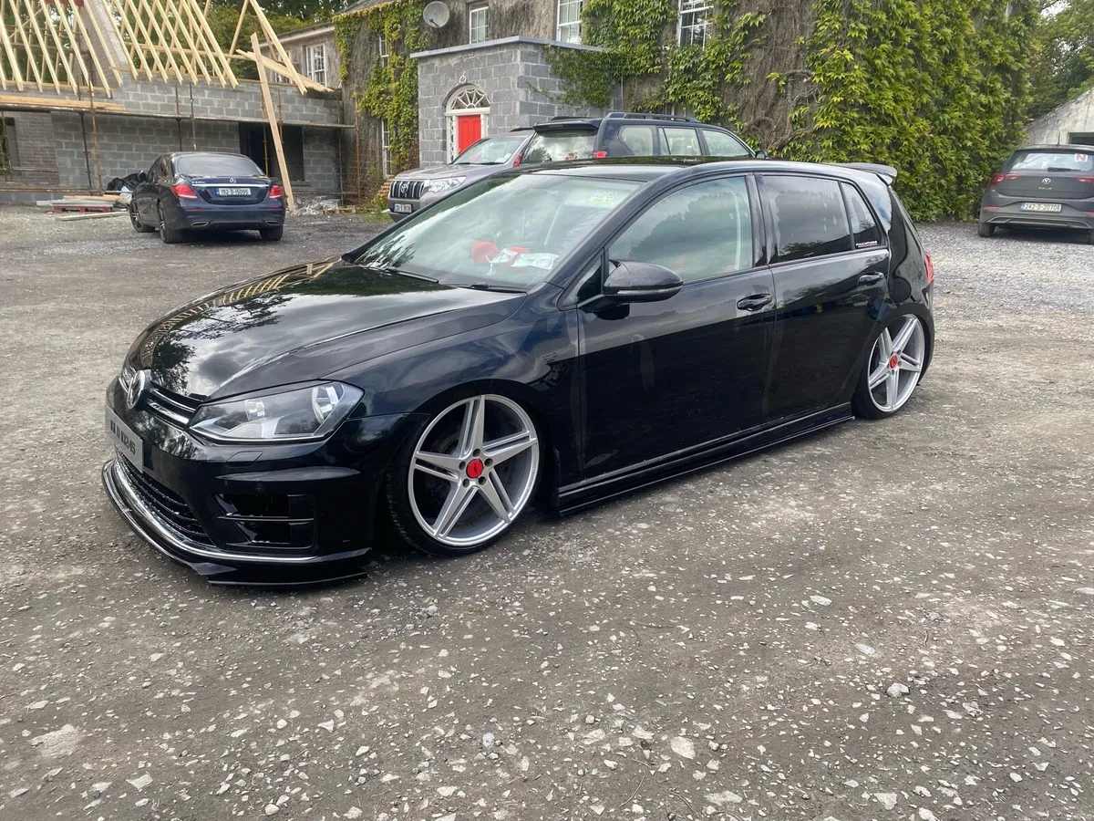 Volkswagen Golf 2016 1.2 TSI BueMotion - Image 1