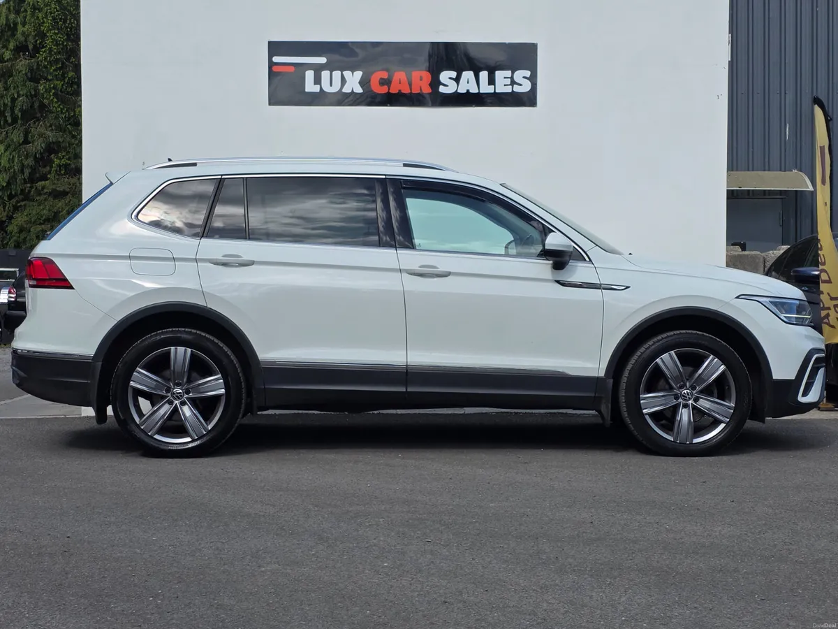 2022 Volkswagen Tiguan ALLSPACE 2.0 TDI LIFE - Image 2