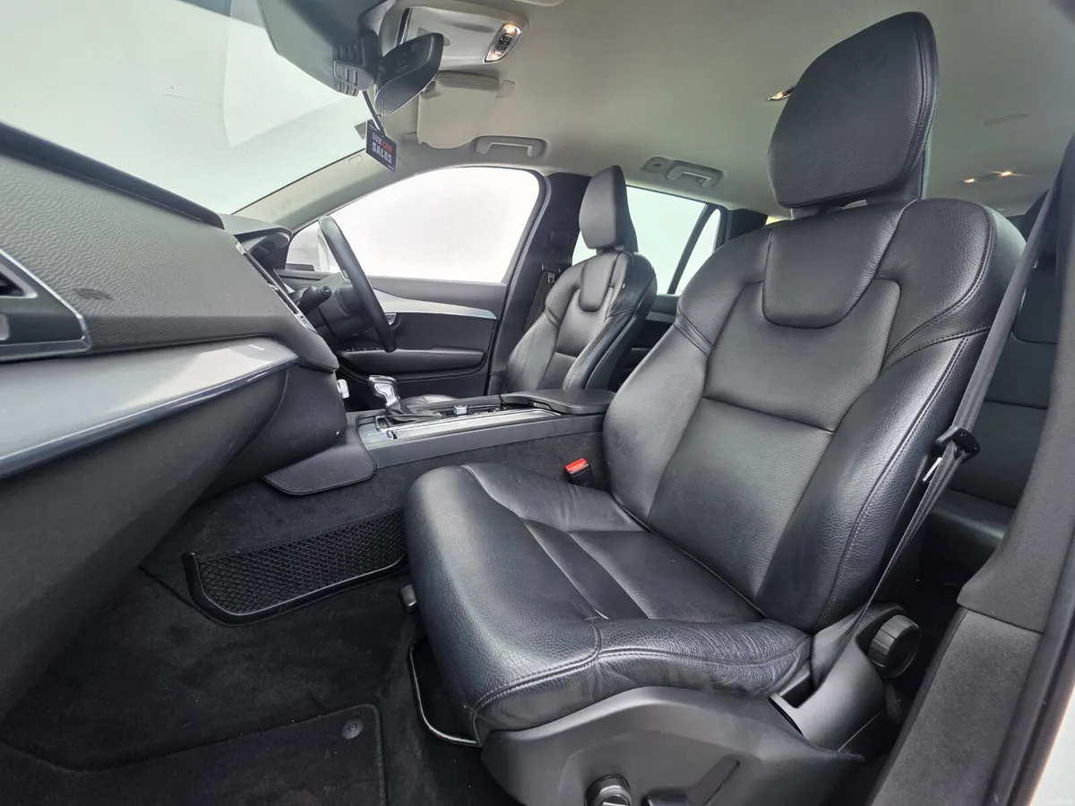 2019 Volvo XC90 2.0 D5 MOMENTUM 235BHP // 7 SEATS - Image 4