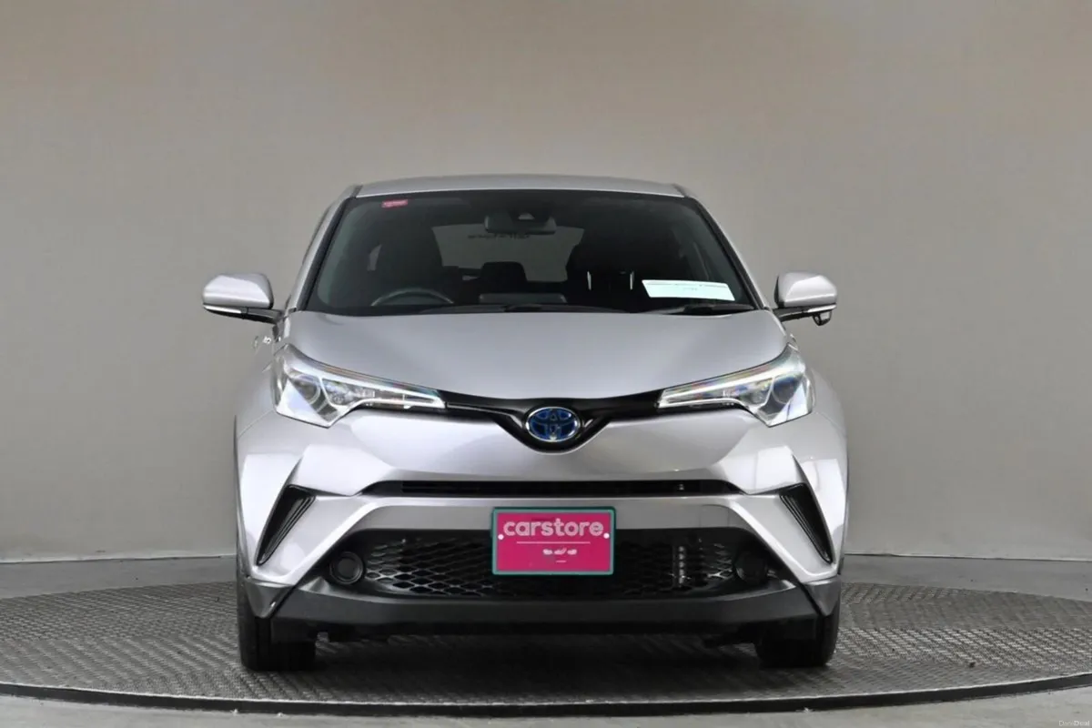 Toyota C-HR 1.8 HYBRID **REVERSE CAM** - Image 2