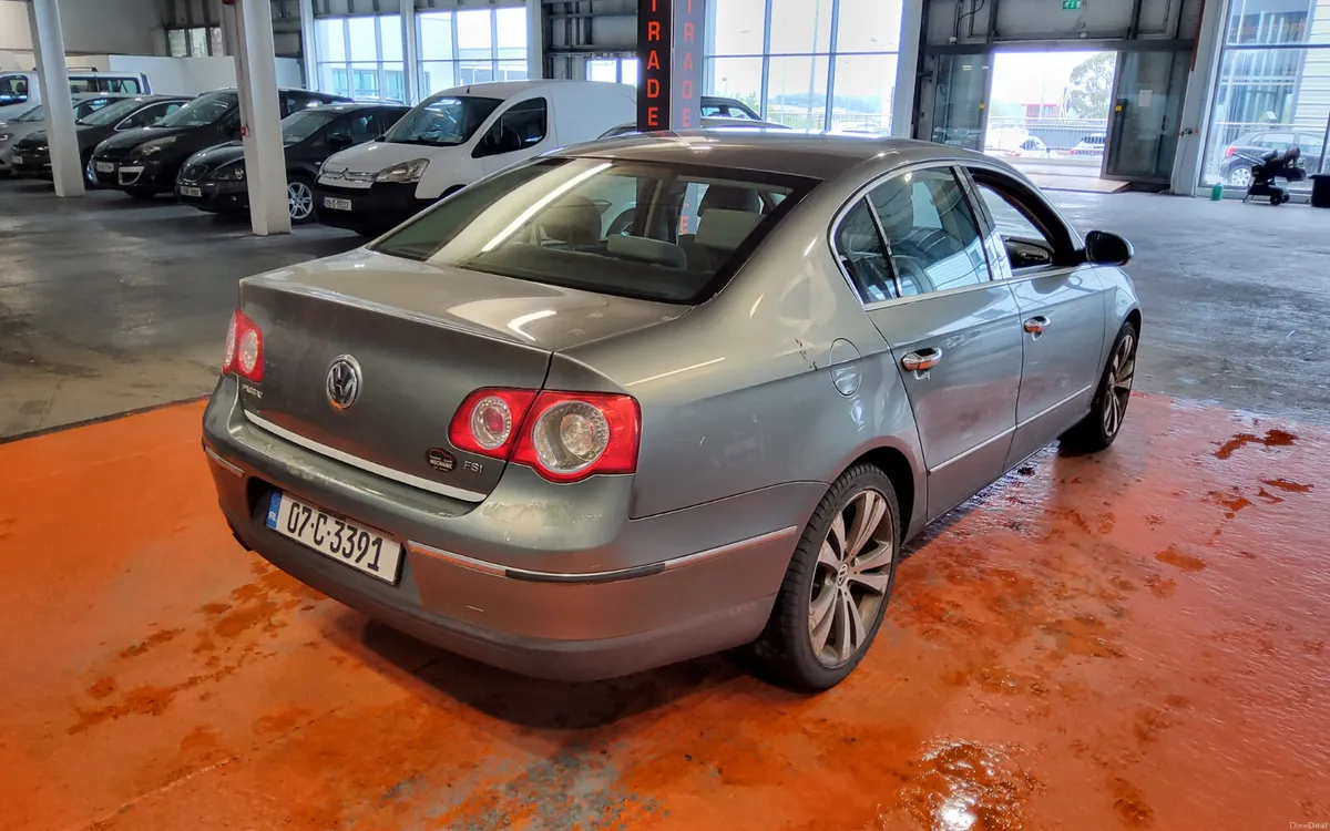 Volkswagen Passat 2007 - Image 4