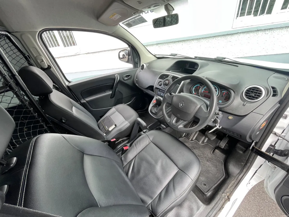 33KWH - PRICE EXCLUDING VAT - ELECTRIC - BLUETOOTH - Image 2