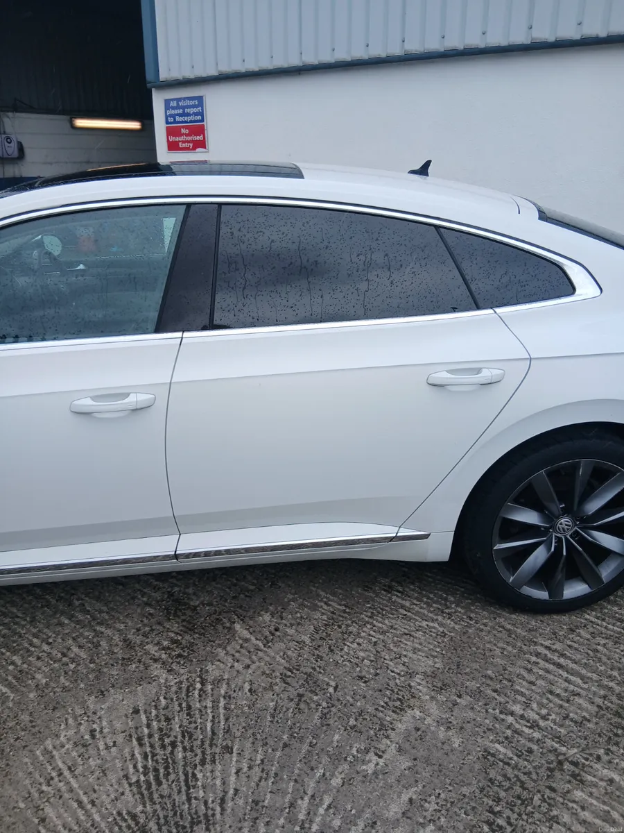 Volkswagen Arteon 2019 - Image 4