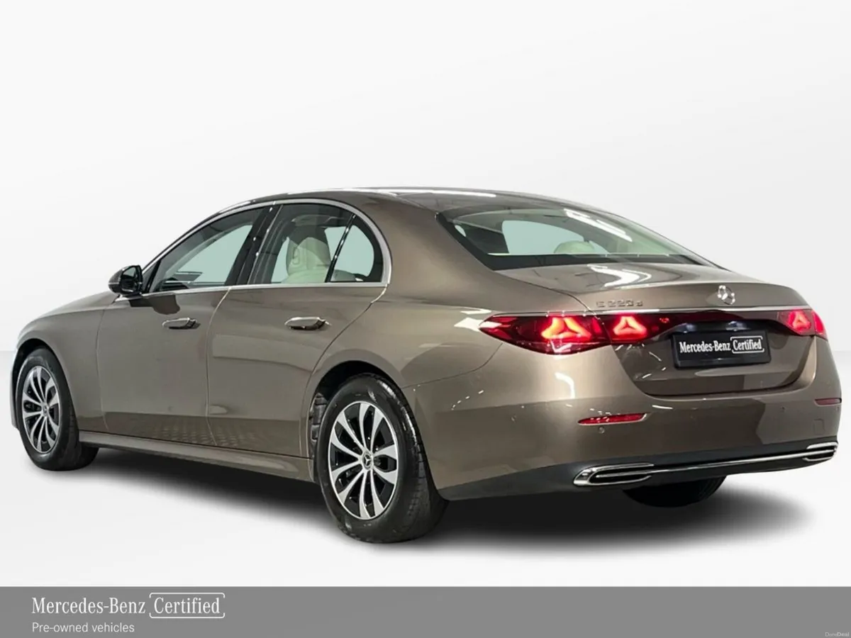 Mercedes-Benz E-Class 220d Avantgarde - 17 Inch Al - Image 4