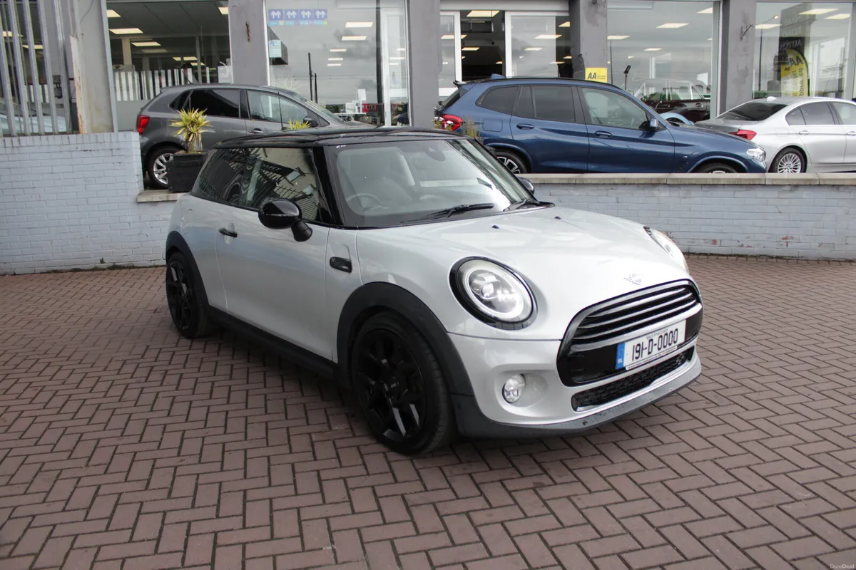 2019 MINI COOPER 1.5 HATCHBACK 3DR AUTO - Image 1