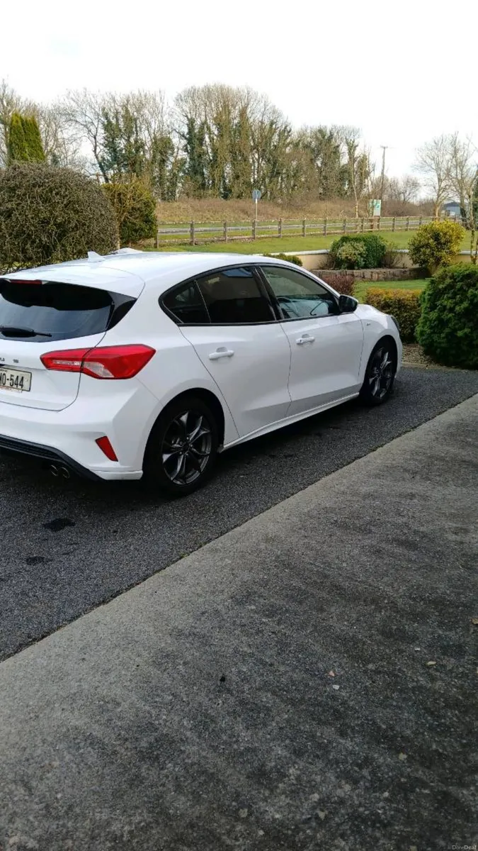 Ford Focus - Image 6
