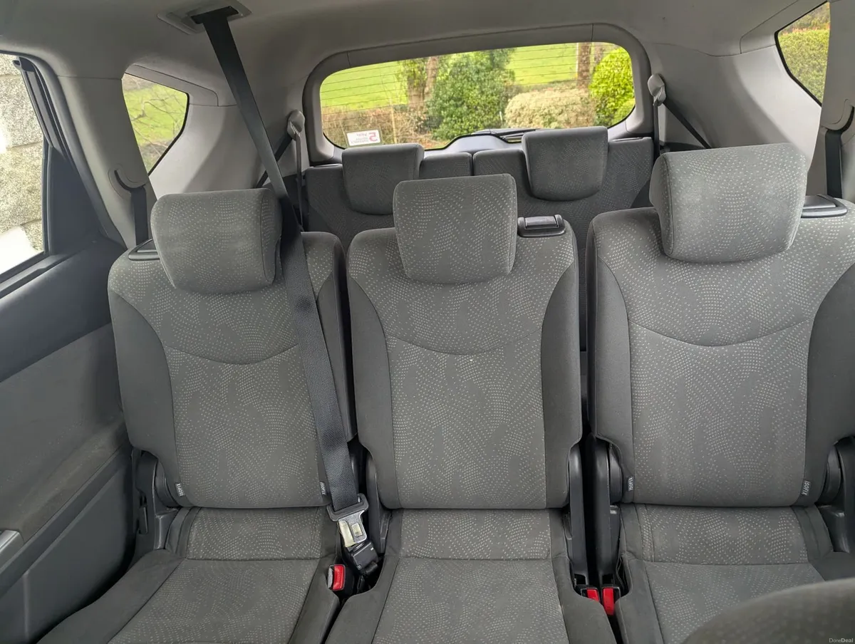 Toyota Prius 2013 - Image 3