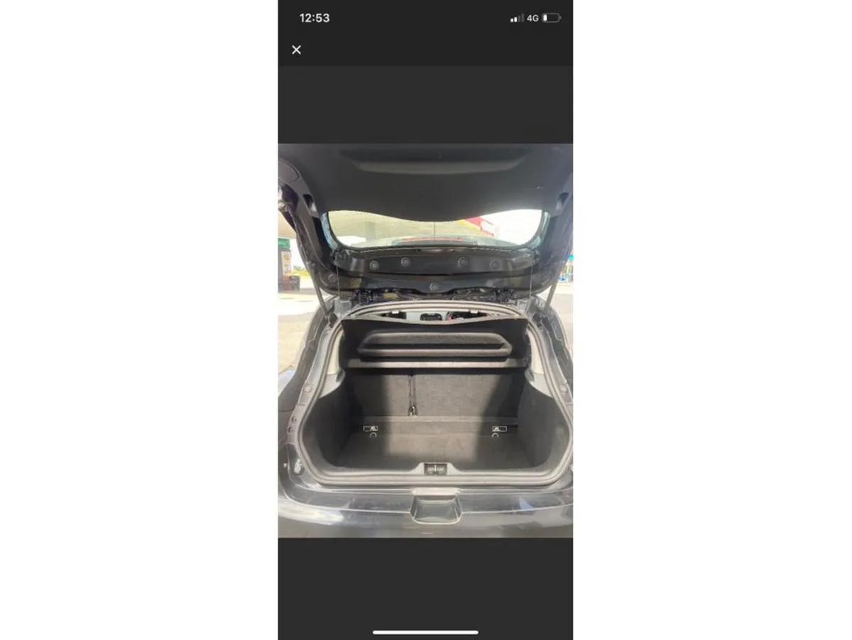 Renault Clio 2014 - Image 2