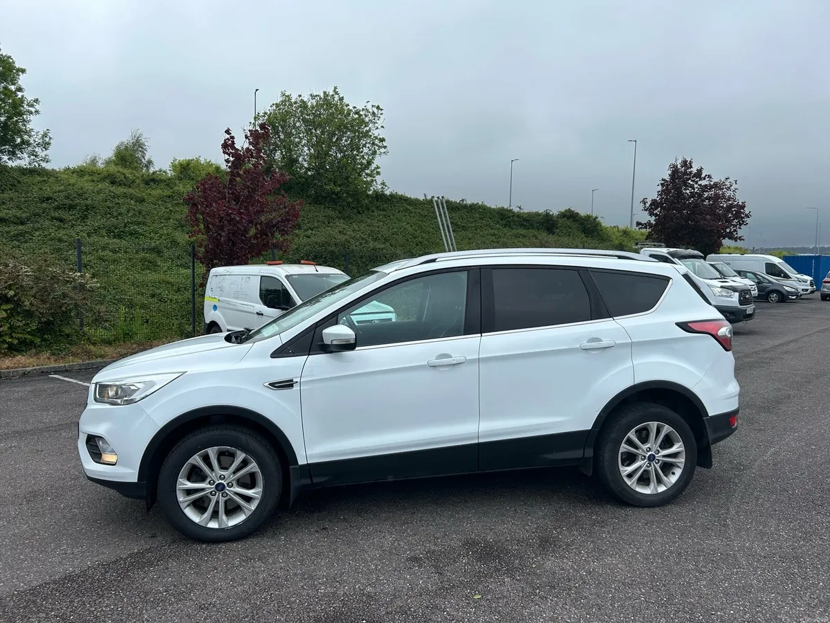 Ford Kuga 2018 NCT 03/28 - Image 2