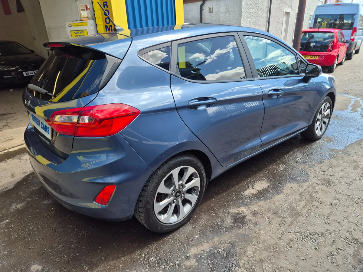 Ford Fiesta 2019 - Image 2