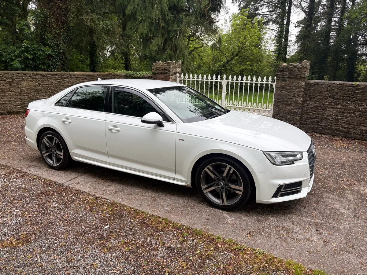 AUDI A4 S-LINE 2.0 DIESEL - Image 4