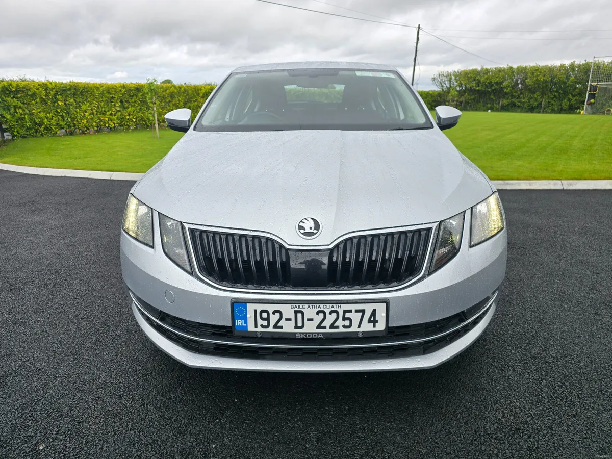 192 Skoda Octavia 1.6 diesel Style Low Km - Image 4