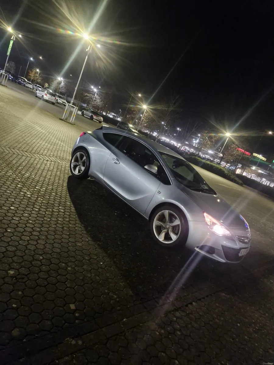Vauxhall Astra - Image 2