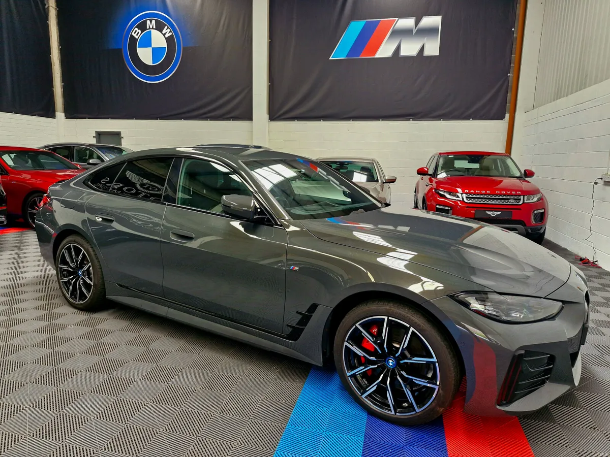 232 I4 40 M SPORT PRO ( INDIVIDUAL DRAVIT GREY) - Image 3