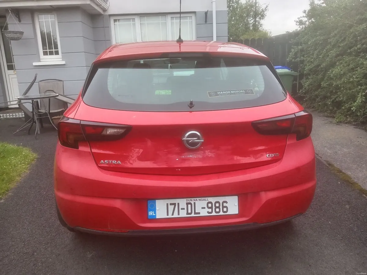 Opel Astra 2017 - Image 4