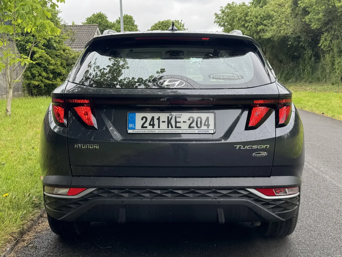 Hyundai Tucson  Executive - “4.9% APR - Image 6