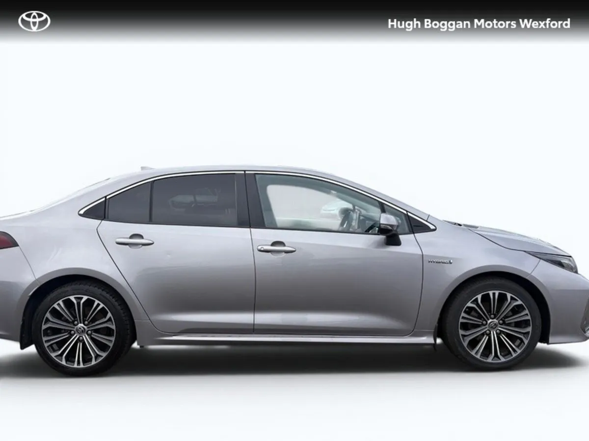 Toyota Corolla HYBRID LUNA SP SPORT 4DR AUTO - Image 3