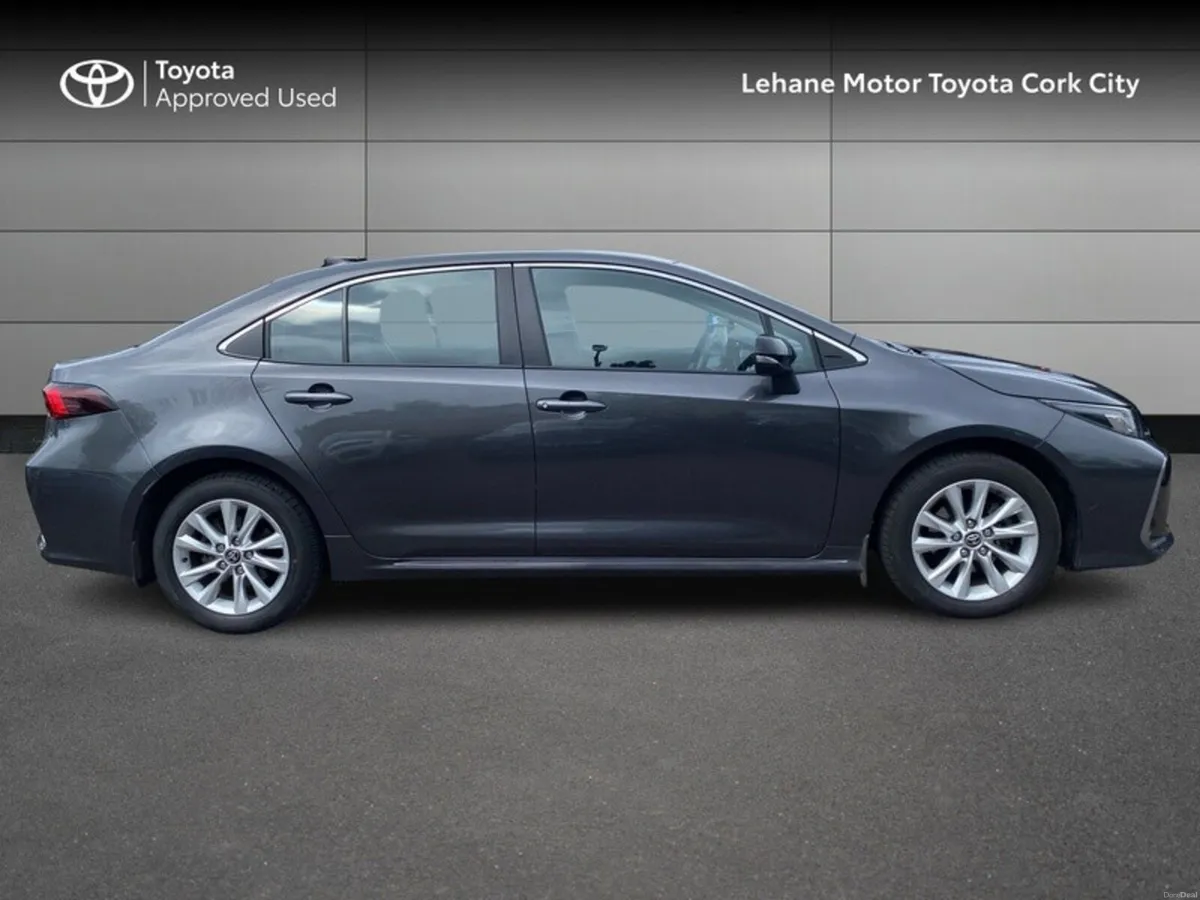 Toyota Corolla COROLLA SALOON LUNA - Image 3