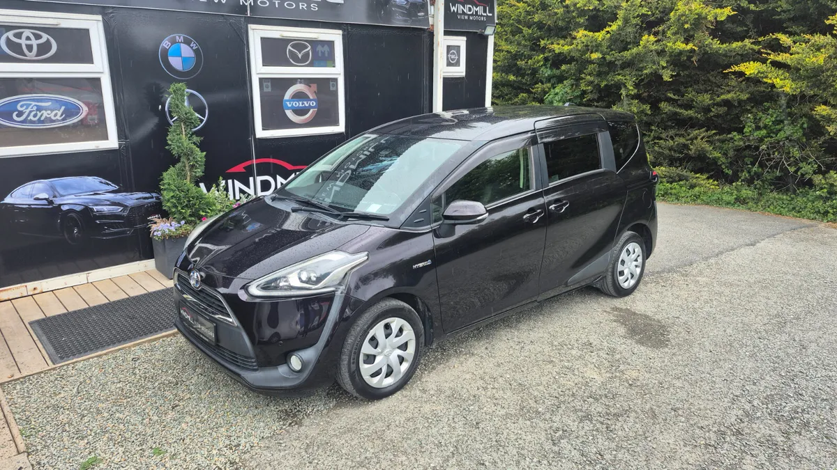 Toyota Sienta 1.5L Petrol Hybrid Automatic 2018 - Image 3
