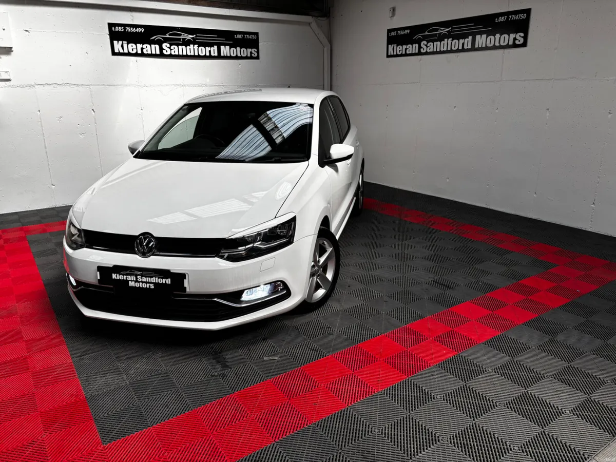 2016 VOLKSWAGEN POLO - Image 4