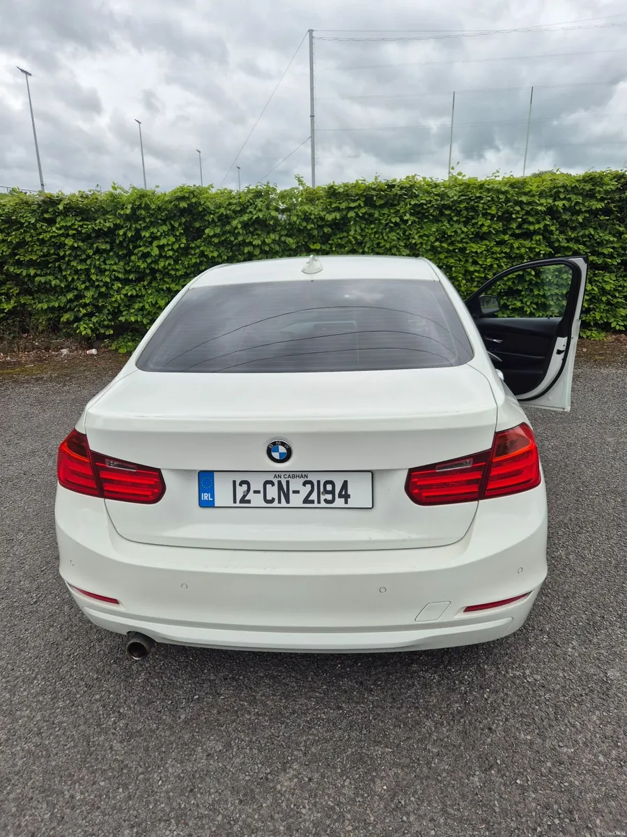 2012 BMW 320d EfficientDynamics 2.0 Diesel - Image 3
