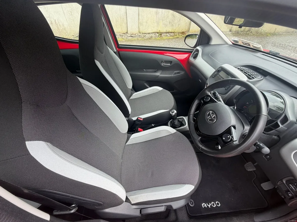 Toyota Aygo NCT 1 OWNER ! - Image 4