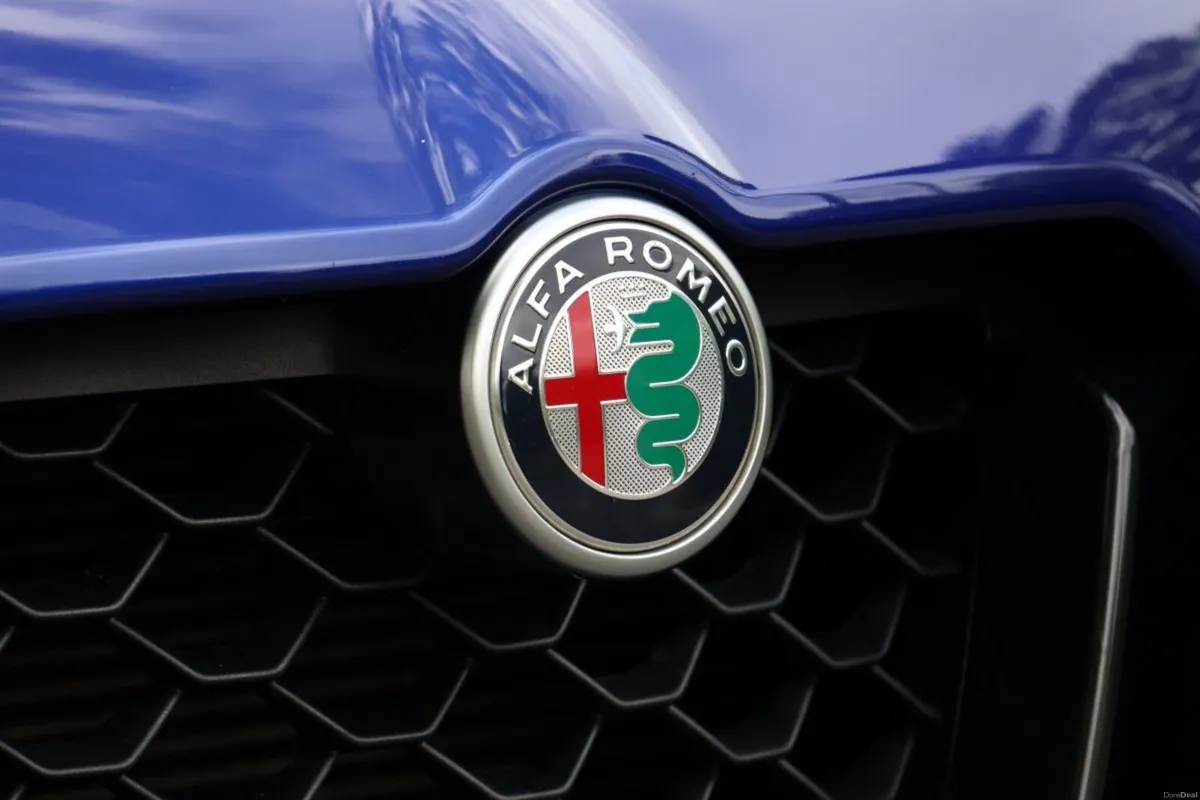 Alfa Romeo Stelvio Sprint 2.2JTD 190hp AWD Auto - Image 3