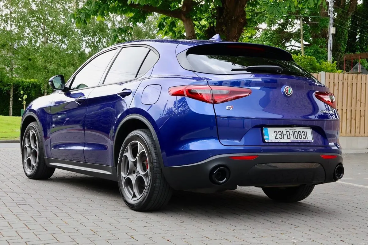 Alfa Romeo Stelvio Sprint 2.2JTD 190hp AWD Auto - Image 4