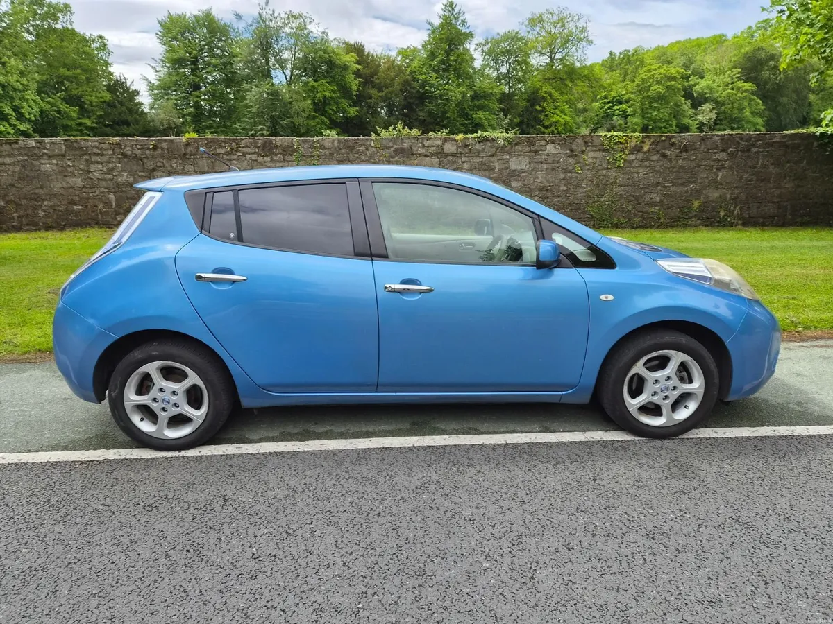 Nissan Leaf 2012 EV 0 Emissions - Image 1