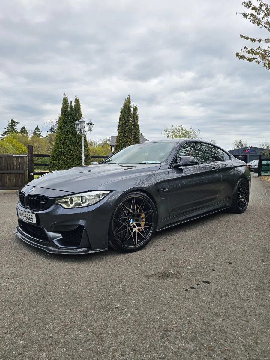 BMW M4 2014 - Image 1