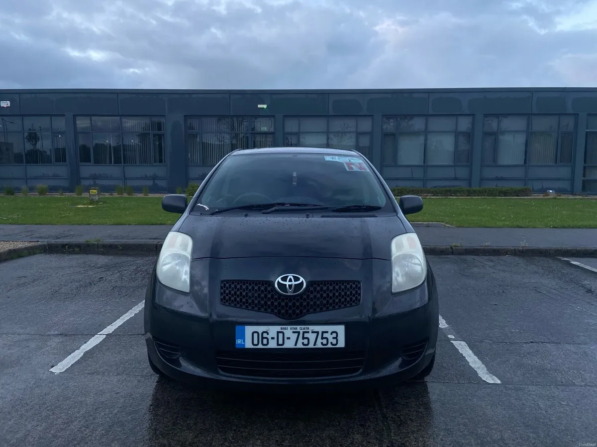 2006 1.0L Toyota Yaris - Image 1