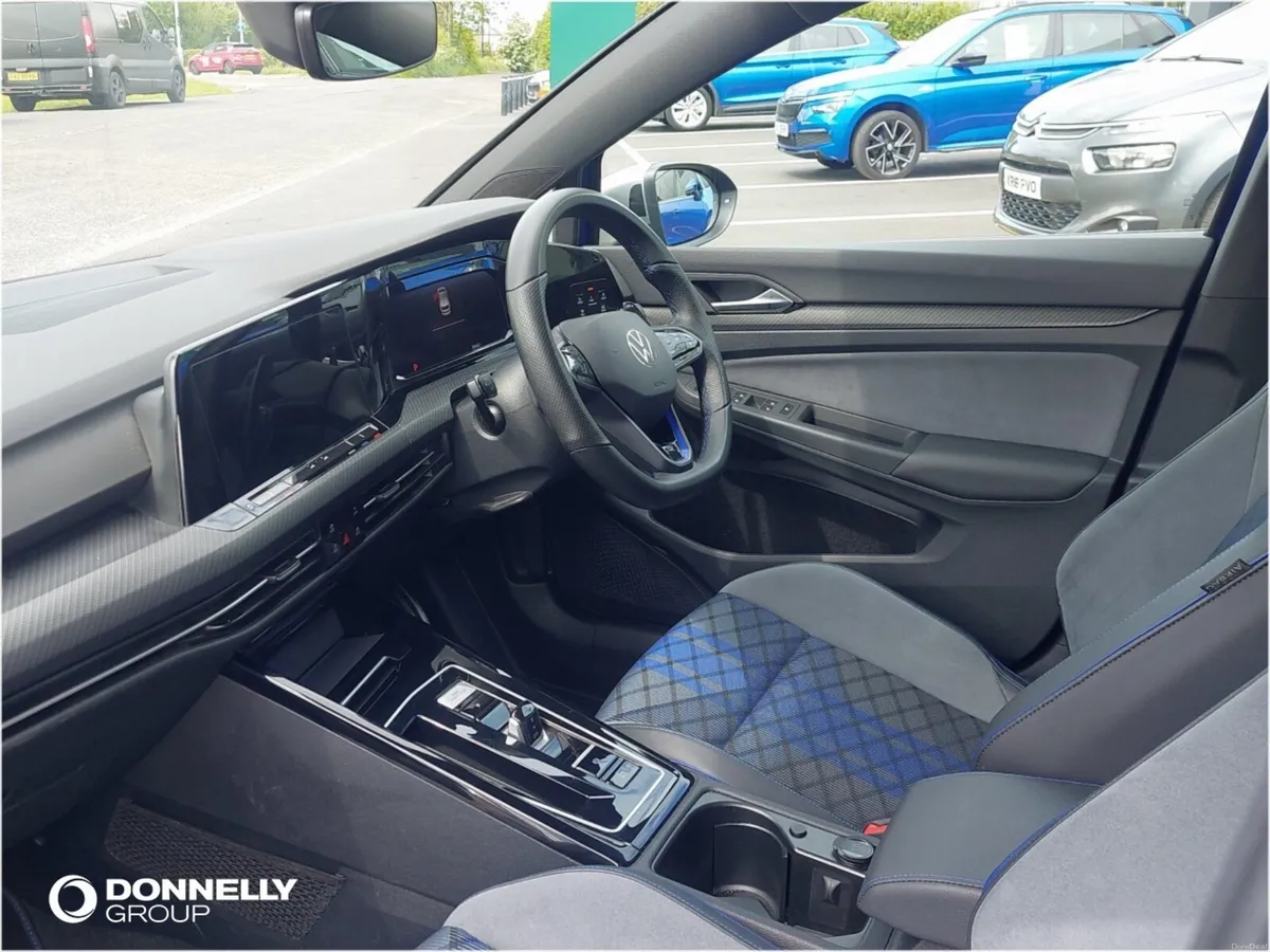 Volkswagen Golf Hatchback R - Image 2