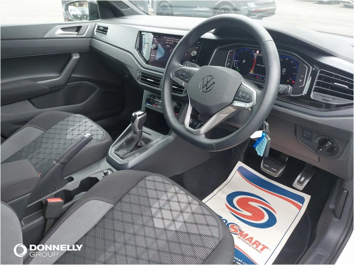Volkswagen Polo Hatchback R-Line - Image 6