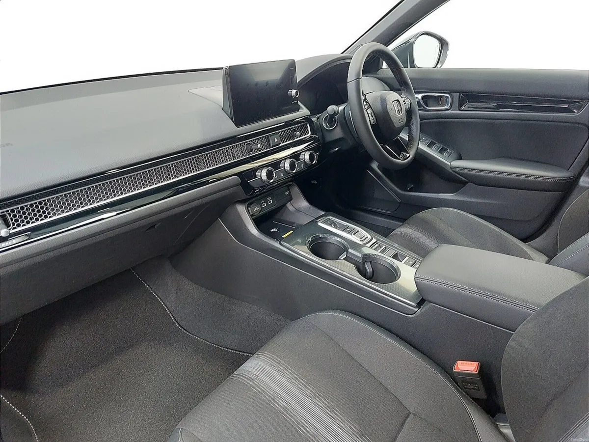 Honda Civic Hatchback Sport - Image 2