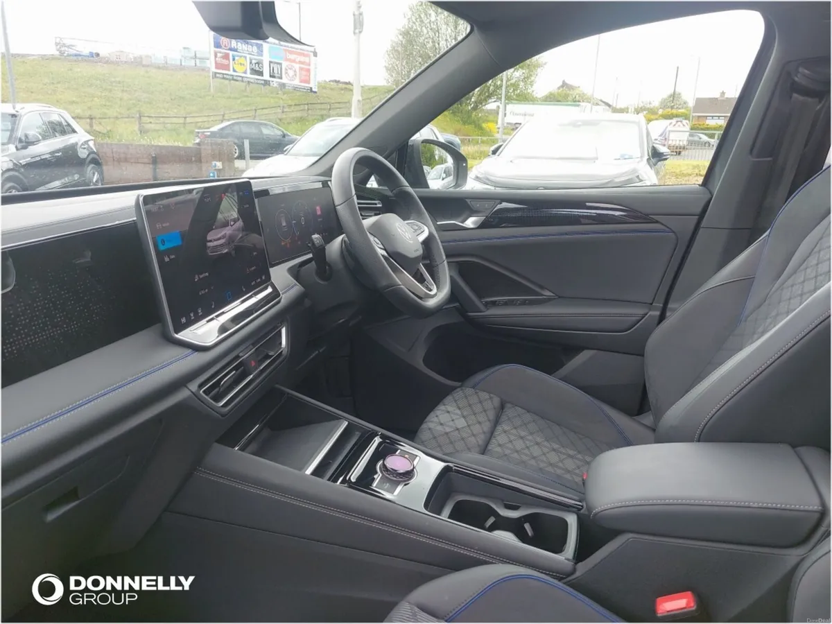 Volkswagen Tiguan Diesel Estate R-Line - Image 2