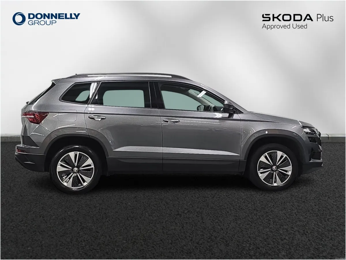 Skoda KAROQ Diesel Estate SE Drive - Image 4