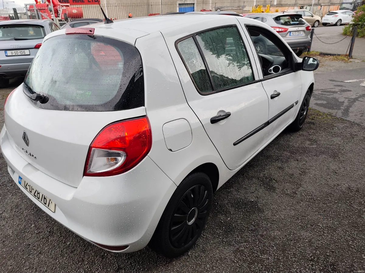 12 Clio New NCT Petrol 1.2 €3.695 - Image 4