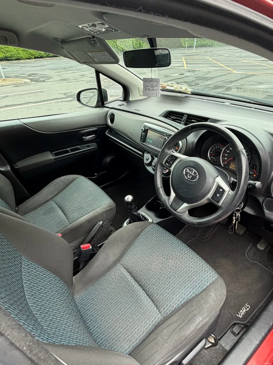 2012 TOYOTA YARIS LUNA - Image 6